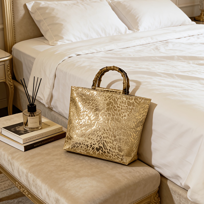 Luxury Bag Collection - ライトラグジュアリーなメタリックゴールドジャカードリーフ柄トートバッグ（女性用）、模造竹ハンドル付き大容量ハンドバッグ