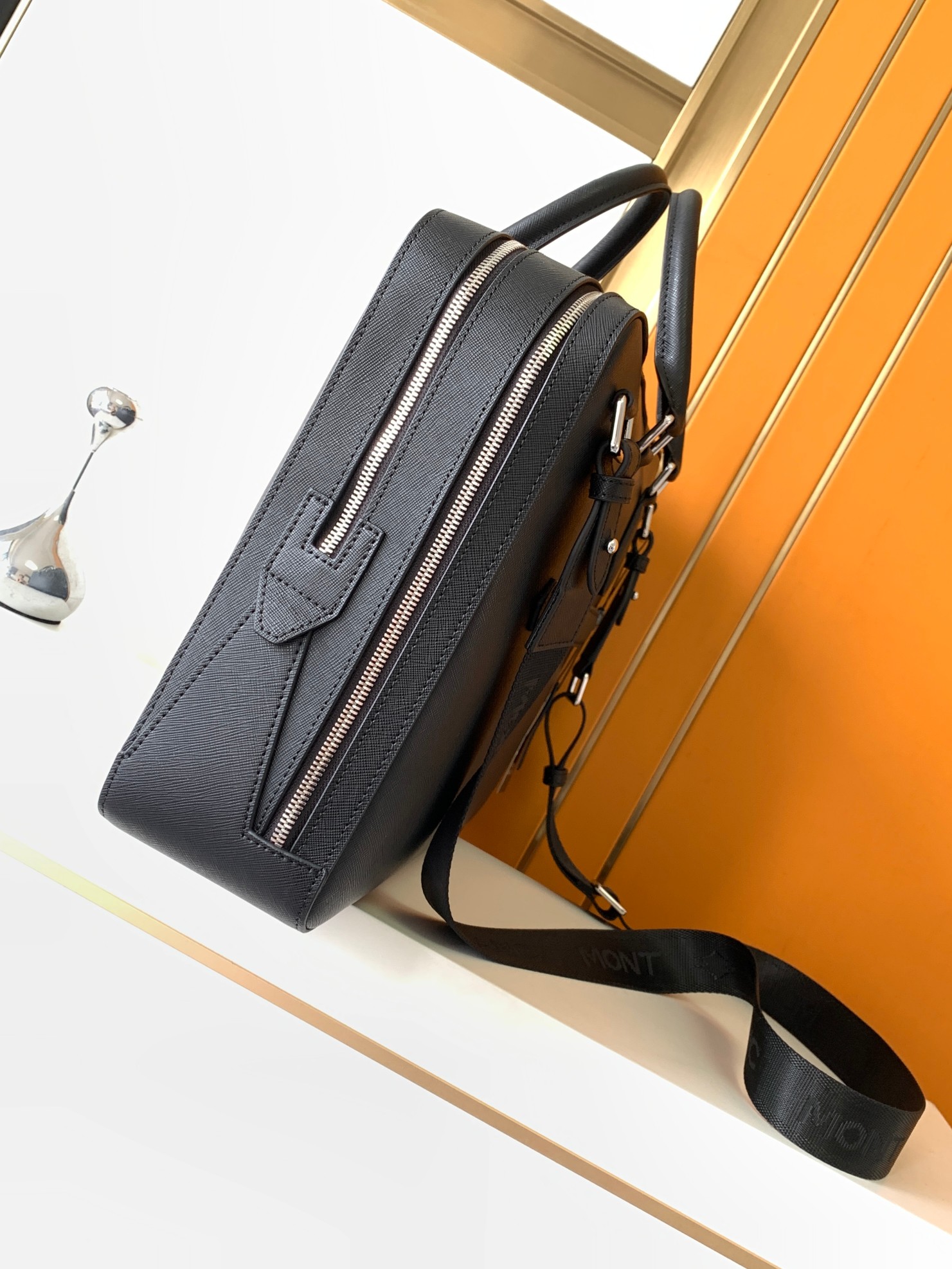 高級メンズトップハンドルバッグ、プレミアム本革ブリーフケース - Luxury Bags Sale のレビューと価格