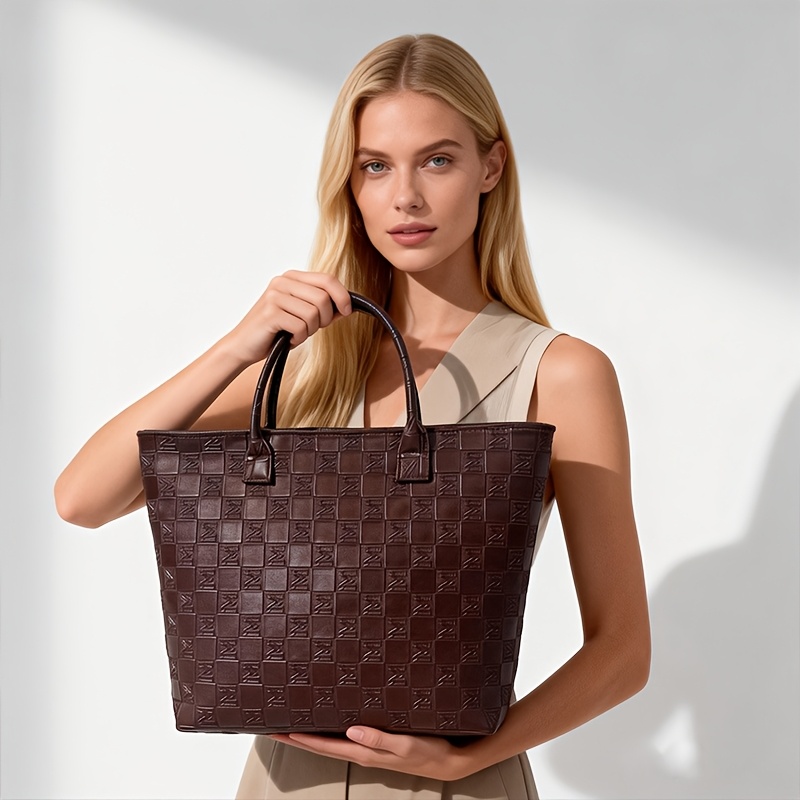 ライトラグジュアリー ディープブラウン キルティング柄 レデ - Luxury Bag Collection のレビューと価格