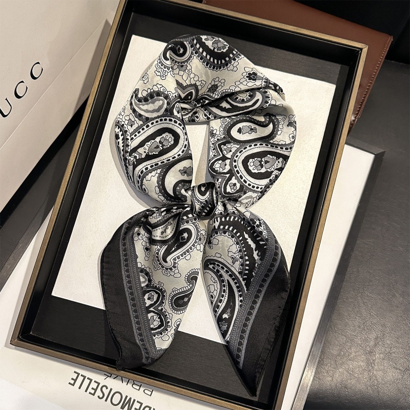 高級サテンスクエアスカーフペイズリープリントヘアバンドヴィン - Luxury Bags Vintage のレビューと価格